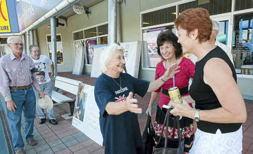 Pauline Hanson greets local supporter Dorothy Briggs yesterday. Pauline Hanson greets local supporter Dorothy Briggs yesterday.